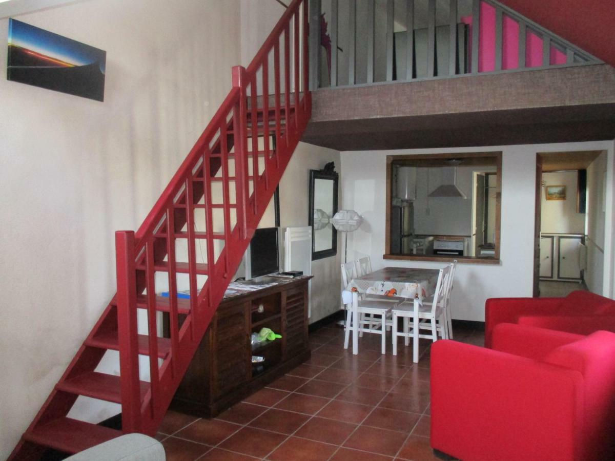 Chez Bari Villa Bourbon-lʼArchambault Kültér fotó
